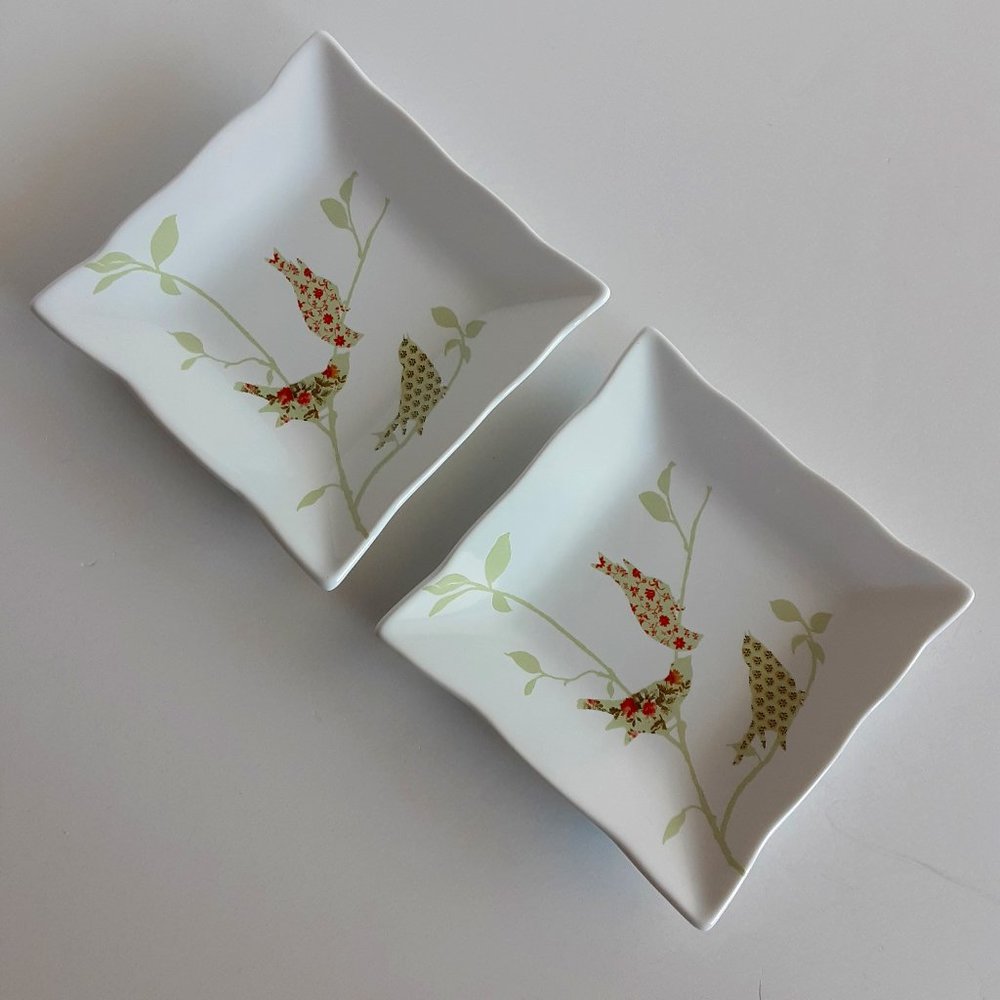 Chintz Birds Appetizer Plates Dishes 5.25" 222 Fifth Green Orange Fine China (2)